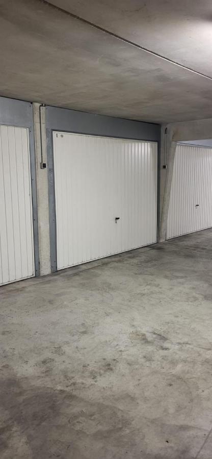 Appartamento Uzes Centre La Terrasse Des Capucines Avec Garage Privee Esterno foto